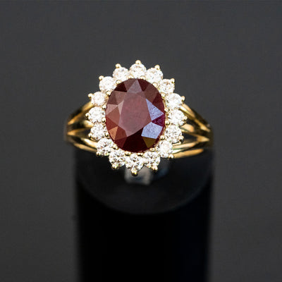 טבעת הנסיכה דיאנה עם אבן חן רובי אדומה ויהלומים