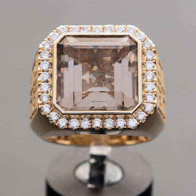 המתנה המושלמת לגבר טבעת בעיצוב מיוחד עם אבן חן טבעית משובצת יהלומים מסביב